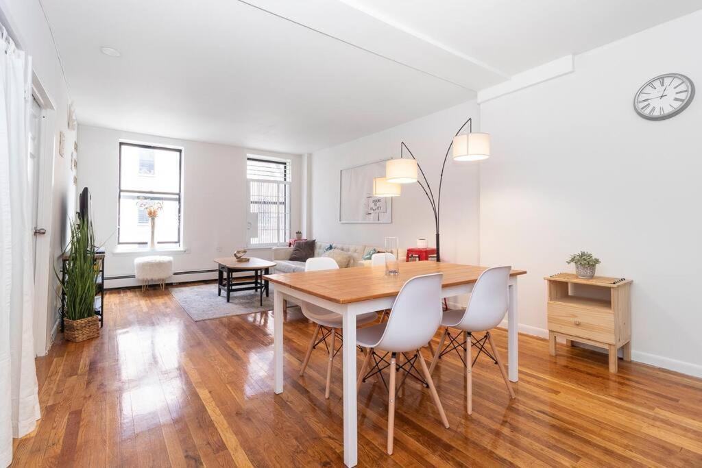 2Bed Bliss By Central Park North Nova Iorque Exterior foto
